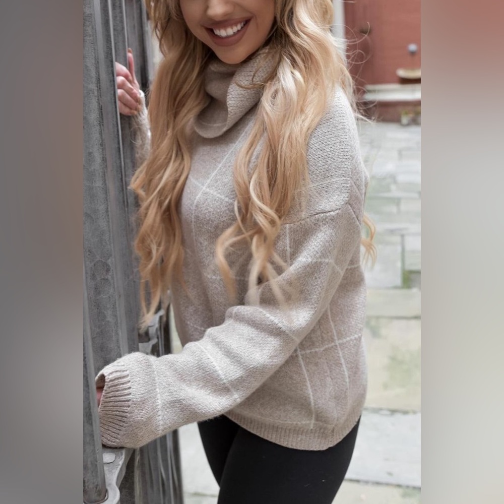 Sweater cute women small